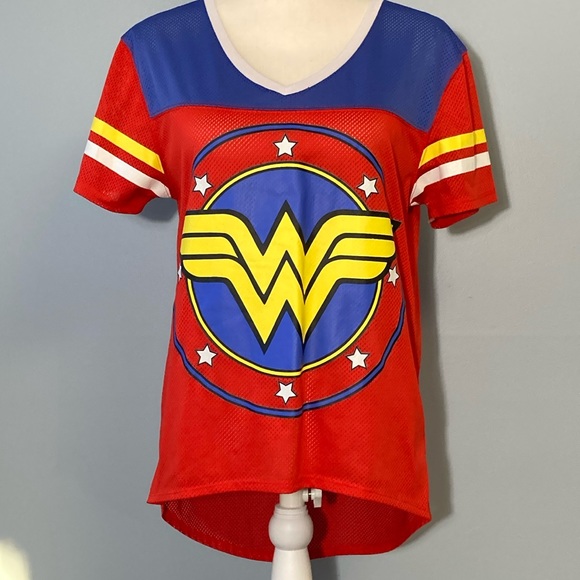 D C Comics Tops - Mesh Wonder Woman jersey